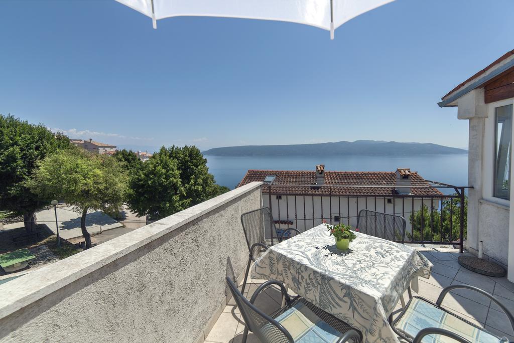 Apartments & Rooms Nada Brseč Εξωτερικό φωτογραφία