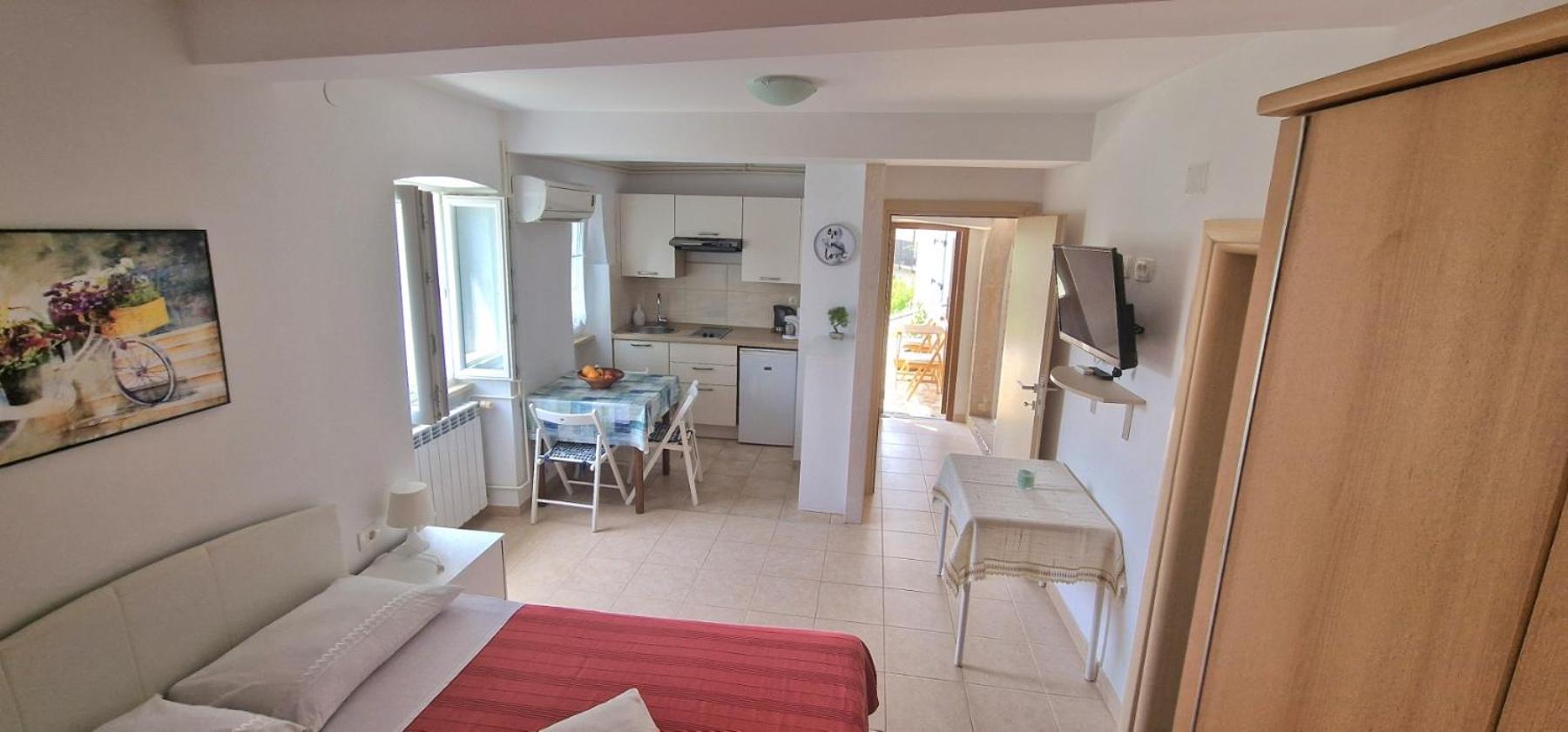 Apartments & Rooms Nada Brseč Εξωτερικό φωτογραφία