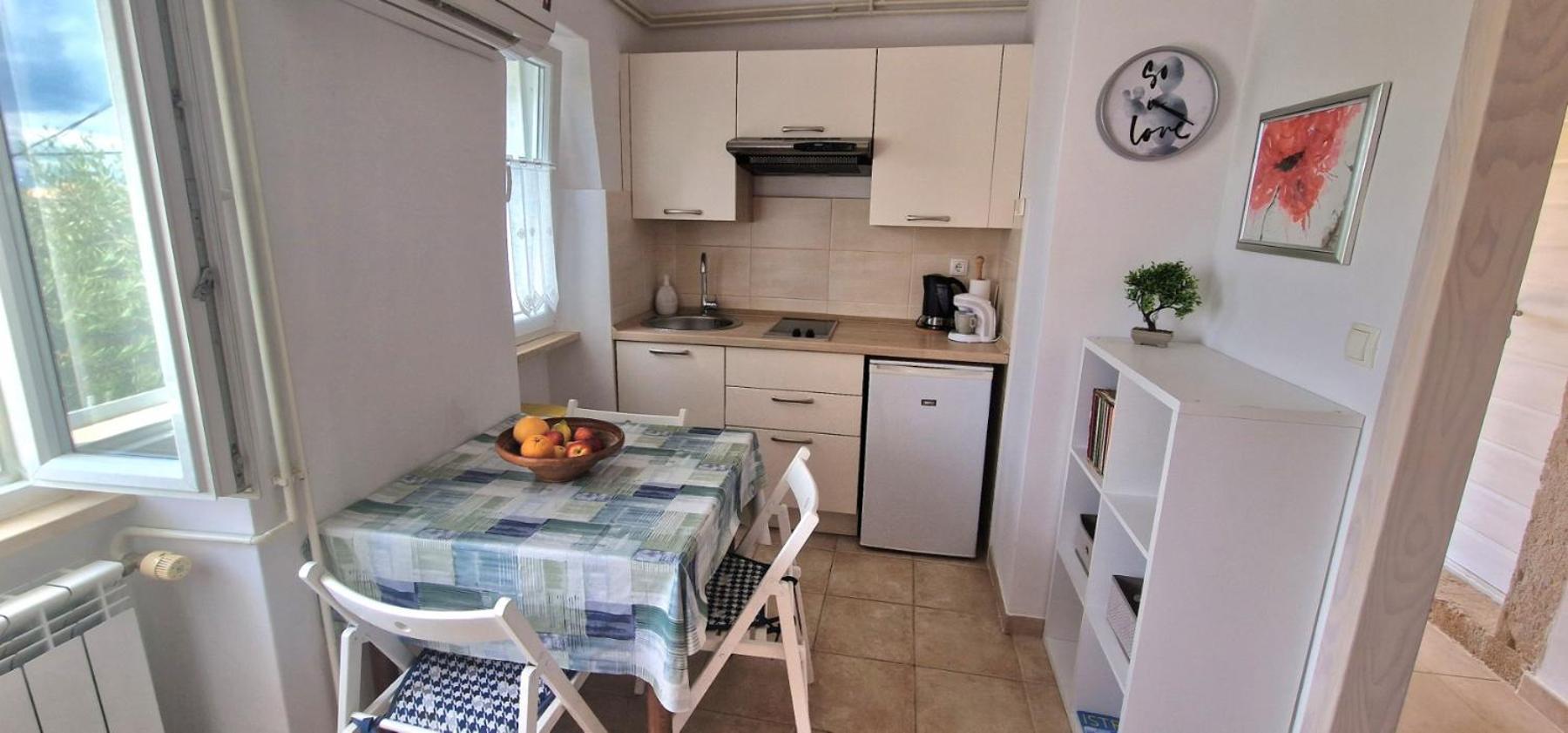 Apartments & Rooms Nada Brseč Εξωτερικό φωτογραφία