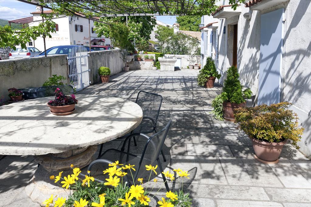 Apartments & Rooms Nada Brseč Εξωτερικό φωτογραφία