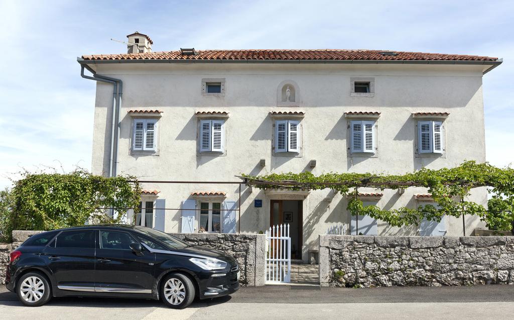 Apartments & Rooms Nada Brseč Εξωτερικό φωτογραφία